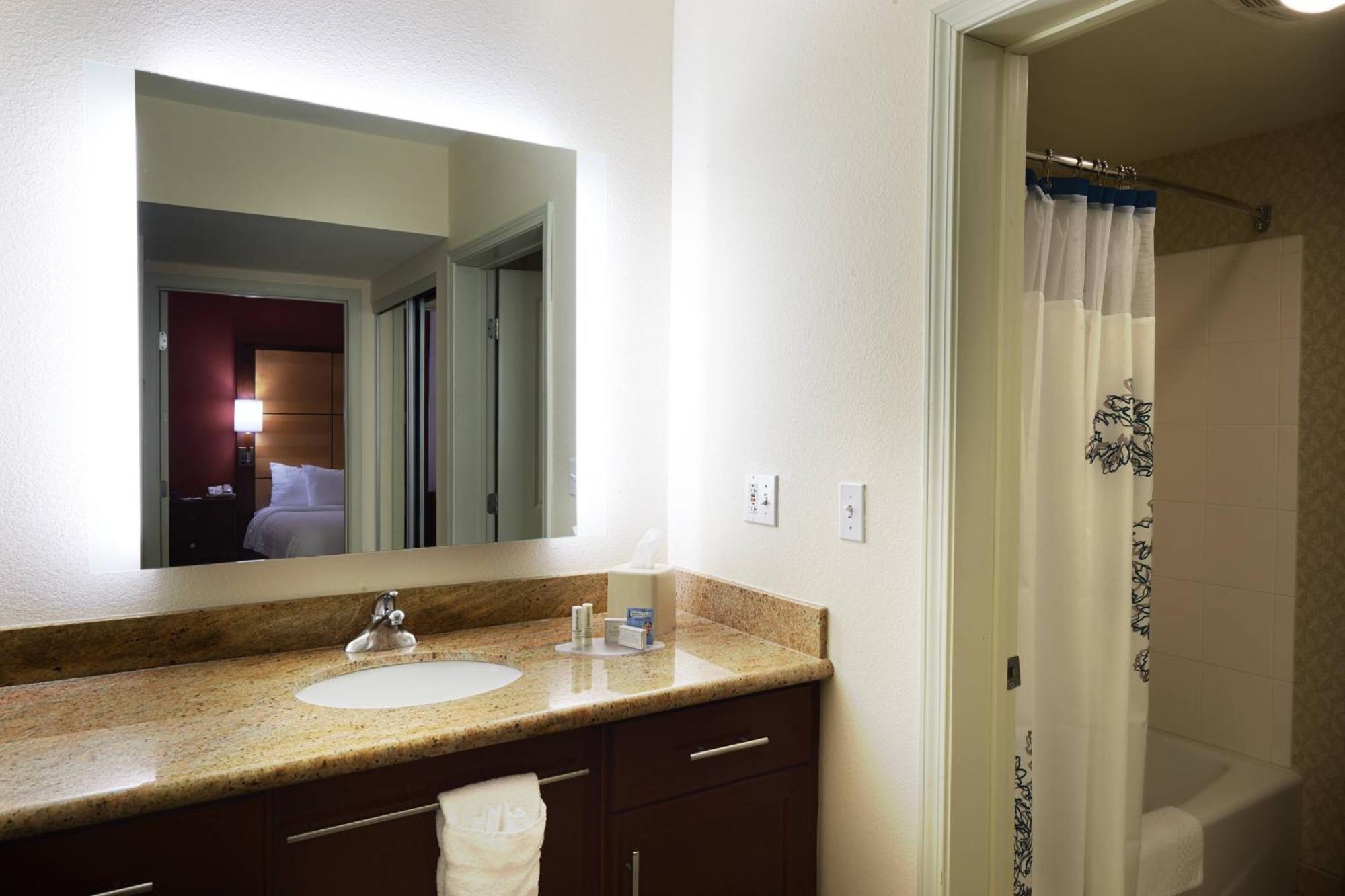 Residence Inn Lafayette Airport Экстерьер фото
