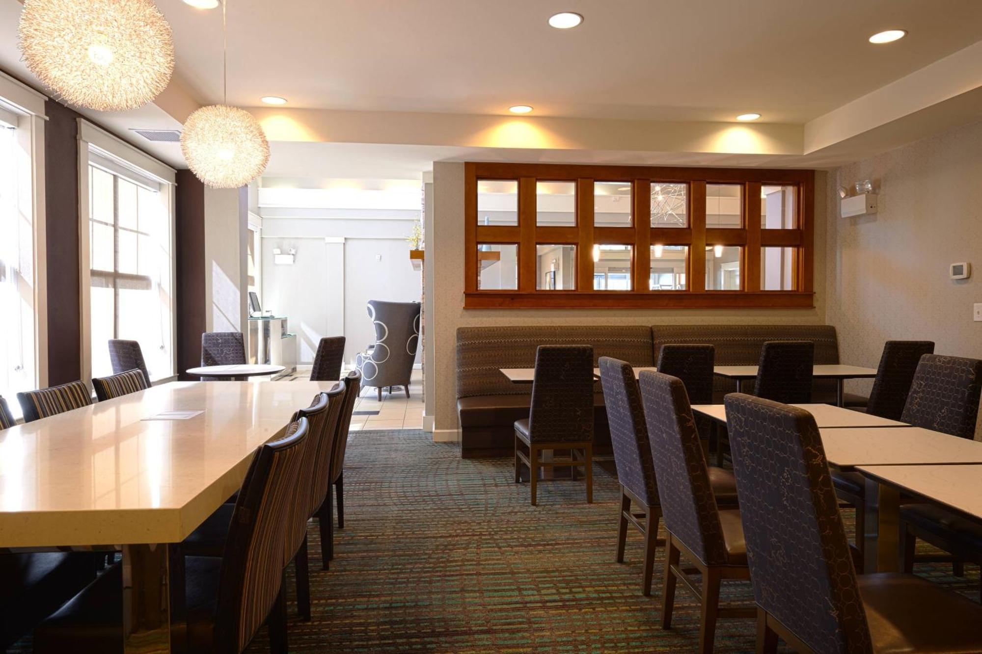 Residence Inn Lafayette Airport Экстерьер фото