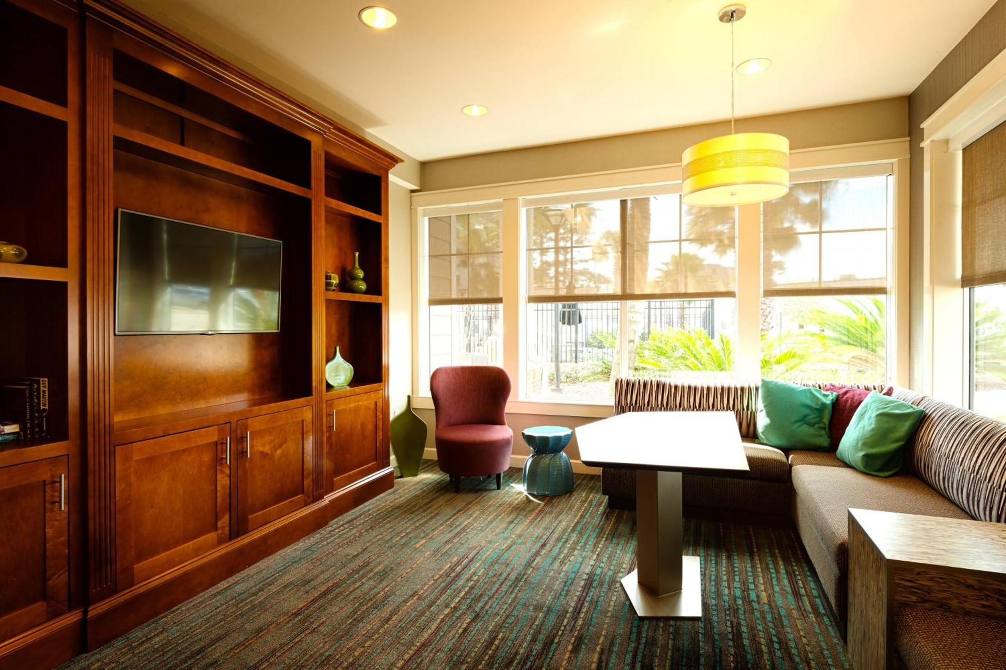 Residence Inn Lafayette Airport Экстерьер фото